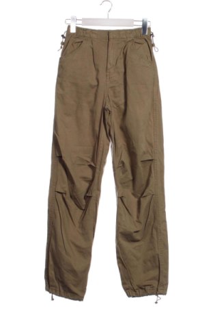 Herrenhose Bershka, Größe XS, Farbe Grün, Preis 20,00 €, #136642432