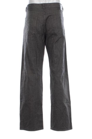 Pantaloni de bărbați Hugo Boss, Mărime XL, Culoare Gri, Preț 505,68 Lei