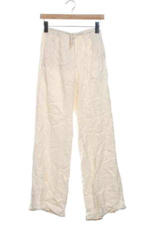 Πιτζάμες Bershka, Μέγεθος XS, Χρώμα Εκρού, Τιμή 37,99 €