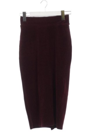 Rock Bershka, Größe XS, Farbe Lila, Preis 11,70 €, #136586736