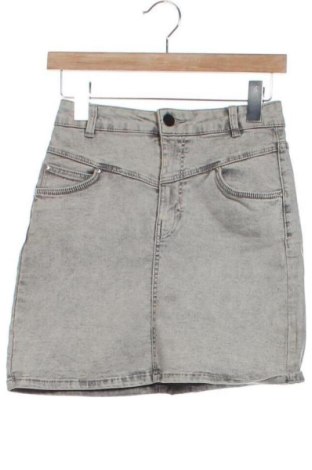Fustă Bershka, Mărime XS, Culoare Gri, Preț 77,00 Lei, #136644977