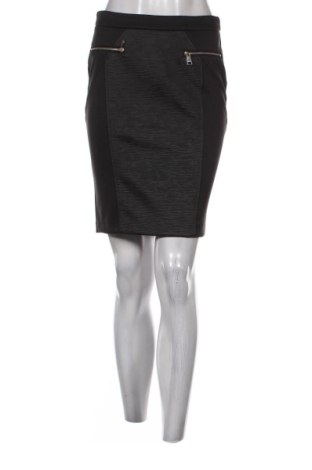 Пола Guess By Marciano, Размер S, Цвят Черен, Цена 42,01 €, #136660547