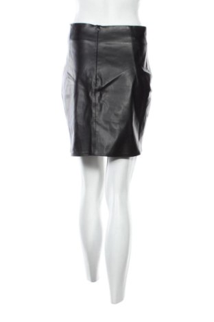 Пола Junona, Размер M, Цвят Черен, Цена 28,63 €