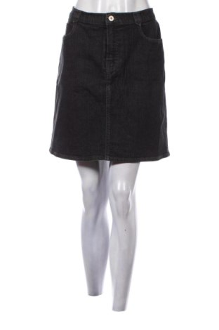 Fustă Marks & Spencer, Mărime XL, Culoare Negru, Preț 91,00 Lei, #136578808