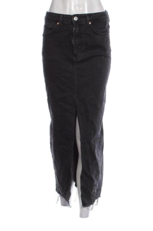 Пола Stradivarius, Размер M, Цвят Черен, Цена 15,33 €