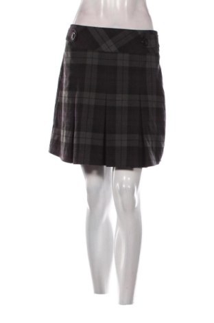 Fustă Yessica, Mărime M, Culoare Multicolor, Preț 51,00 Lei, #136658932