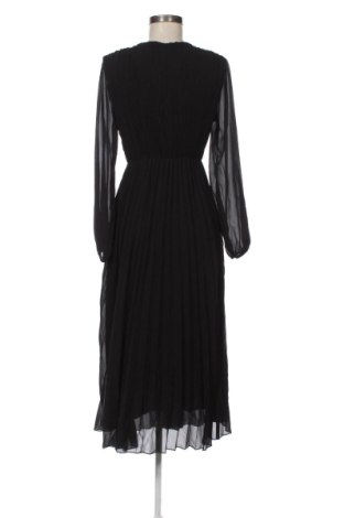 Sukienka Amelie & Amelie, Rozmiar M, Kolor Czarny, Cena 166,99 zł