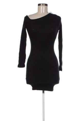 Rochie Bershka, Mărime S, Culoare Negru, Preț 196,99 Lei