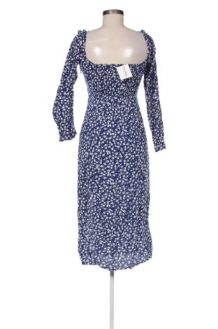Рокля Bershka, Размер M, Цвят Многоцветен, Цена 7,09 €