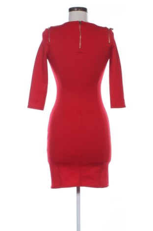 Rochie Bershka, Mărime S, Culoare Roșu, Preț 103,96 Lei