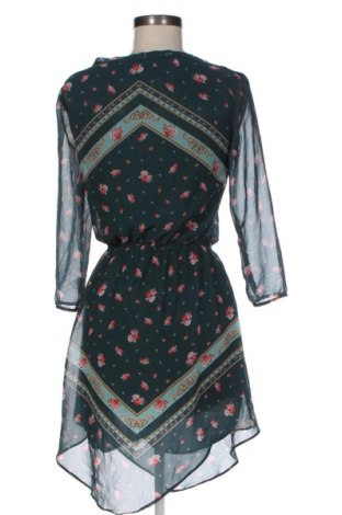 Kleid Bershka, Größe M, Farbe Mehrfarbig, Preis 25,99 €