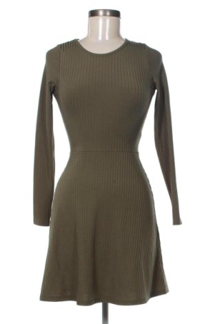 Sukienka Boohoo, Rozmiar S, Kolor Zielony, Cena 106,90 zł, #136651674