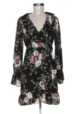 Рокля Boohoo, Размер S, Цвят Многоцветен, Цена 20,45 €