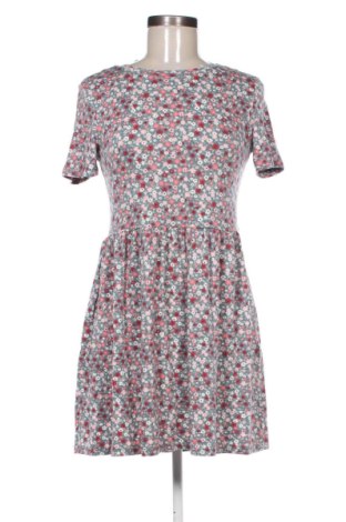 Φόρεμα Cropp, Μέγεθος M, Χρώμα Πολύχρωμο, Τιμή 24,45 €, #136672901