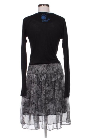 Рокля Desigual, Размер M, Цвят Многоцветен, Цена 42,00 €