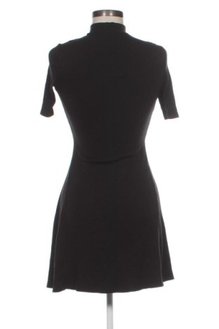 Рокля Desigual, Размер XS, Цвят Черен, Цена 42,00 €