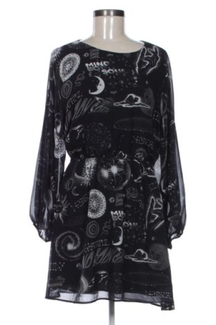 Рокля Desigual, Размер L, Цвят Многоцветен, Цена 42,00 €