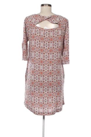 Kleid Edc By Esprit, Größe M, Farbe Mehrfarbig, Preis € 32,99