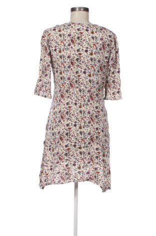 Kleid Eksept, Größe M, Farbe Mehrfarbig, Preis 31,99 €