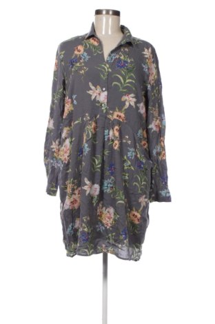 Рокля Esprit, Размер XL, Цвят Многоцветен, Цена 25,05 €