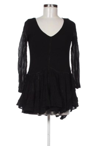 Bluză de femei Guess, Mărime S, Culoare Negru, Preț 151,99 Lei