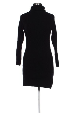 Rochie Guess, Mărime M, Culoare Negru, Preț 289,99 Lei, #136673079
