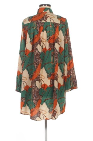 Kleid Guts & Gusto, Größe M, Farbe Mehrfarbig, Preis 31,99 €