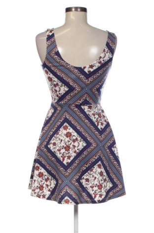Rochie H&M, Mărime S, Culoare Multicolor, Preț 123,99 Lei