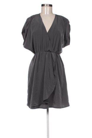 Šaty  H&M, Veľkosť M, Farba Sivá, Cena  19,95 €, #136638521