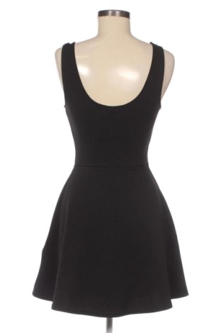 Рокля H&M Divided, Размер S, Цвят Черен, Цена 20,00 €
