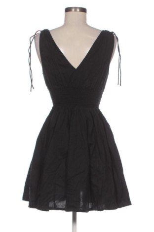 Рокля H&M Divided, Размер M, Цвят Черен, Цена 37,40 €