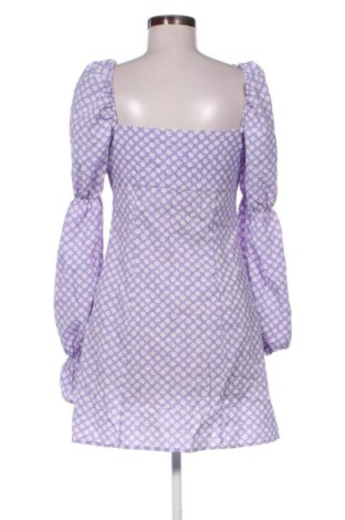 Рокля H&M Divided, Размер M, Цвят Многоцветен, Цена 20,45 €