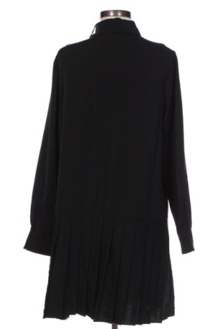 Rochie Karl Lagerfeld, Mărime M, Culoare Negru, Preț 1.209,99 Lei