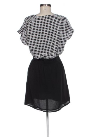 Kleid Mango, Größe M, Farbe Mehrfarbig, Preis 17,00 €
