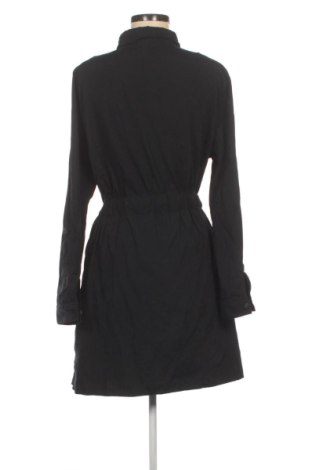 Sukienka Miss E, Rozmiar XL, Kolor Czarny, Cena 129,99 zł