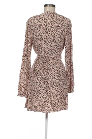 Рокля New Look, Размер M, Цвят Многоцветен, Цена 20,45 €
