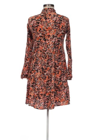 Kleid Pieces, Größe XS, Farbe Mehrfarbig, Preis 17,99 €