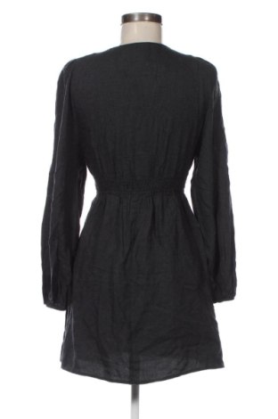 Rochie Pull&Bear, Mărime S, Culoare Gri, Preț 123,99 Lei