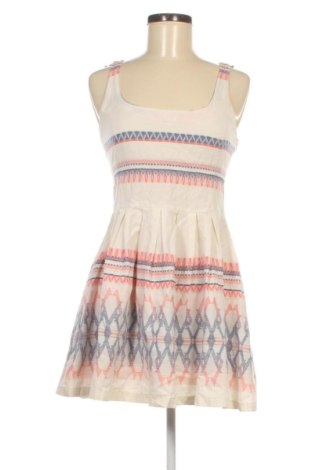 Kleid Pull&Bear, Größe M, Farbe Mehrfarbig, Preis 15,40 €, #136650152