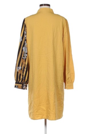 Kleid SHEIN, Größe XL, Farbe Mehrfarbig, Preis 31,99 €