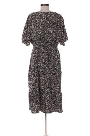Kleid SHEIN, Größe 3XL, Farbe Mehrfarbig, Preis 25,99 €