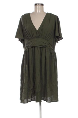 Kleid SHEIN, Größe M, Farbe Grün, Preis 25,99 €