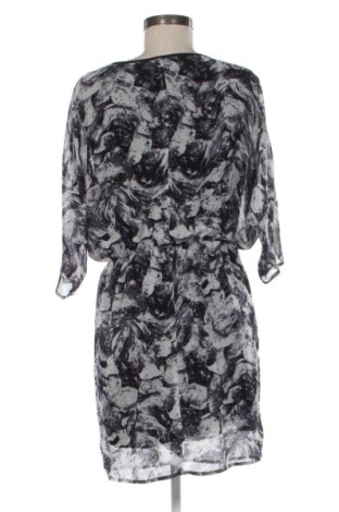 Рокля Selected Femme, Размер S, Цвят Многоцветен, Цена 31,70 €