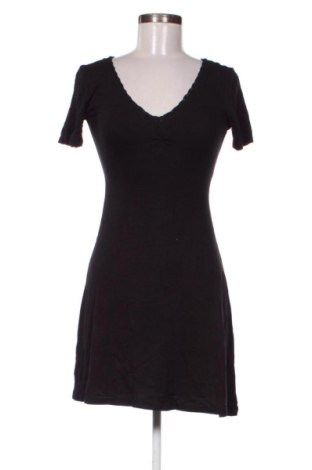 Rochie Stradivarius, Mărime XS, Culoare Negru, Preț 123,99 Lei