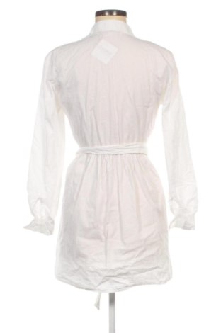 Рокля Stradivarius, Размер S, Цвят Бял, Цена 25,00 €