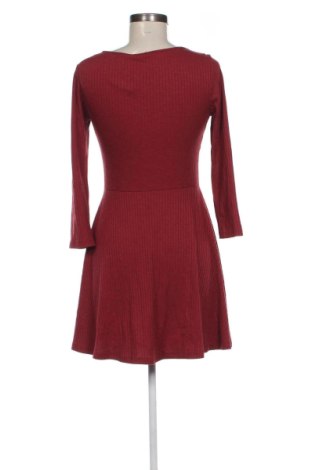 Šaty  Tezenis, Velikost M, Barva Červená, Cena  599,00 Kč