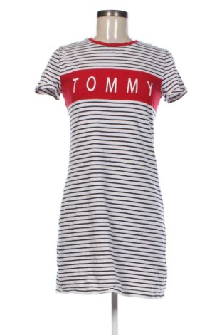Рокля Tommy Hilfiger, Размер S, Цвят Многоцветен, Цена 70,55 €, #136653694