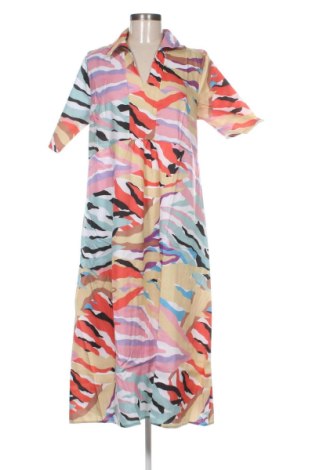 Рокля Trendyol, Размер M, Цвят Многоцветен, Цена 55,00 €