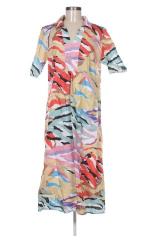 Рокля Trendyol, Размер M, Цвят Многоцветен, Цена 55,00 €