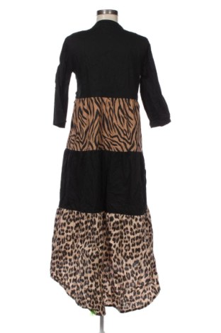 Kleid Unbranded, Größe M, Farbe Mehrfarbig, Preis 25,99 €